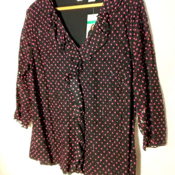 Laura Ashley Trip Ready Shirt Plus Size 1X Black Lace Pink Polka Dot Stretch New - Picture 2 of 16